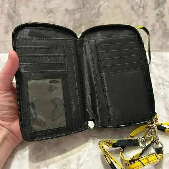 Quilted Baseball Small Crossbody Wristlet Wallet Purse - Picture 4 of 6